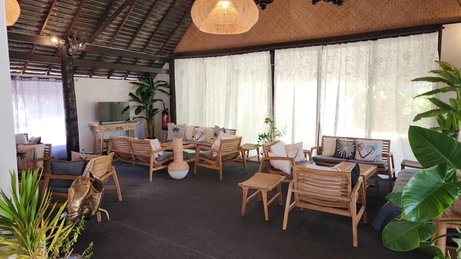 Hotel Hibiscus Papetoai Exterior foto
